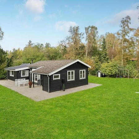 Beautiful Home In Askeby With Kitchen Exteriér fotografie